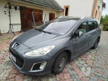 Пежо 308 2011 в Ивано-Франковске на Automoto.ua Серый Пежо 308, объемом двигателя 1.6 л и пробегом 222 тыс. км за 6000 $, фото 1 на Automoto.ua