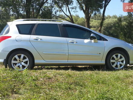 Сірий Пежо 308, об'ємом двигуна 1.56 л та пробігом 68 тис. км за 10000 $, фото 1 на Automoto.ua