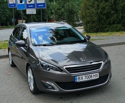 Серый Пежо 308, объемом двигателя 1.56 л и пробегом 250 тыс. км за 9000 $, фото 1 на Automoto.ua
