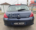 Синий Пежо 308, объемом двигателя 1.6 л и пробегом 300 тыс. км за 4490 $, фото 5 на Automoto.ua
