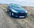Синий Пежо 308, объемом двигателя 1.6 л и пробегом 216 тыс. км за 4800 $, фото 1 на Automoto.ua
