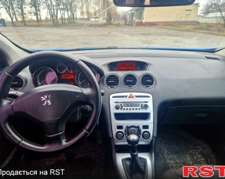 Синий Пежо 308, объемом двигателя 1.6 л и пробегом 190 тыс. км за 4500 $, фото 5 на Automoto.ua