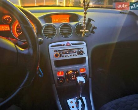 Синий Пежо 308, объемом двигателя 1.6 л и пробегом 220 тыс. км за 5500 $, фото 8 на Automoto.ua