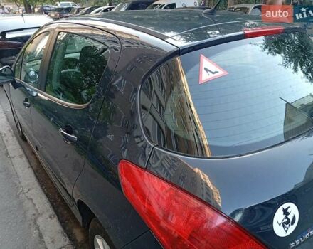 Синий Пежо 308, объемом двигателя 1.6 л и пробегом 230 тыс. км за 4700 $, фото 3 на Automoto.ua