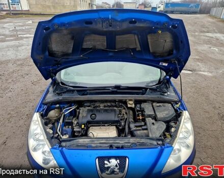 Синий Пежо 308, объемом двигателя 1.6 л и пробегом 190 тыс. км за 4500 $, фото 7 на Automoto.ua