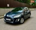 Синий Пежо 308, объемом двигателя 1.56 л и пробегом 305 тыс. км за 4999 $, фото 1 на Automoto.ua