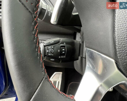 Синий Пежо 308, объемом двигателя 2 л и пробегом 46 тыс. км за 18900 $, фото 92 на Automoto.ua