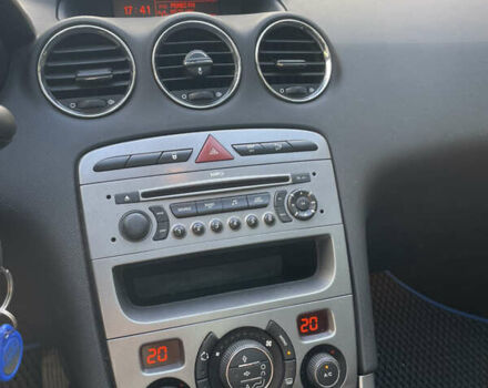 Синий Пежо 308, объемом двигателя 1.6 л и пробегом 239 тыс. км за 5000 $, фото 10 на Automoto.ua