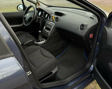 Синий Пежо 308, объемом двигателя 1.6 л и пробегом 204 тыс. км за 3900 $, фото 14 на Automoto.ua