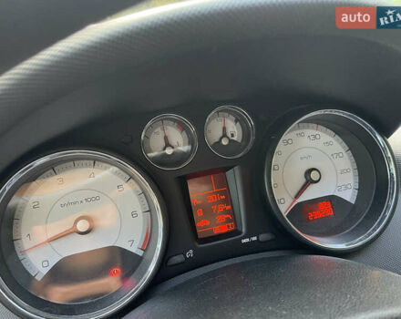 Синий Пежо 308, объемом двигателя 1.6 л и пробегом 239 тыс. км за 5000 $, фото 3 на Automoto.ua