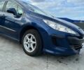Синий Пежо 308, объемом двигателя 1.6 л и пробегом 350 тыс. км за 4300 $, фото 2 на Automoto.ua