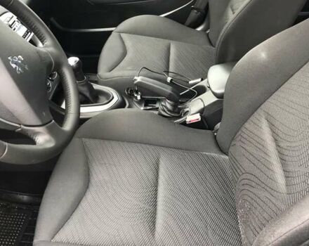 Синій Пежо 308, об'ємом двигуна 1.6 л та пробігом 247 тис. км за 4500 $, фото 8 на Automoto.ua