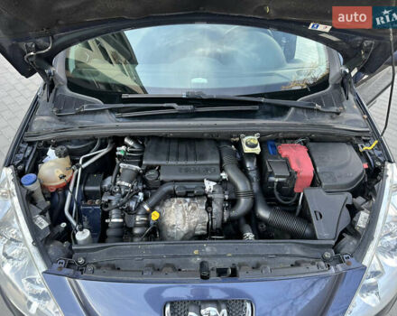 Синий Пежо 308, объемом двигателя 1.6 л и пробегом 303 тыс. км за 4900 $, фото 22 на Automoto.ua