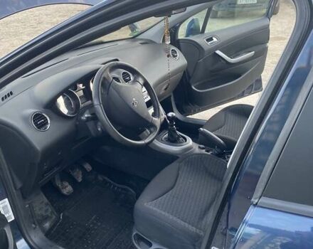 Синій Пежо 308, об'ємом двигуна 1.6 л та пробігом 210 тис. км за 6100 $, фото 8 на Automoto.ua