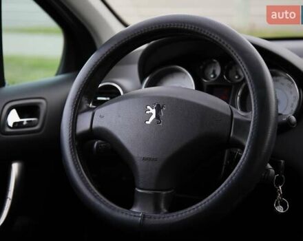 Синий Пежо 308, объемом двигателя 1.6 л и пробегом 250 тыс. км за 6000 $, фото 13 на Automoto.ua