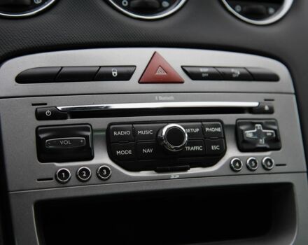 Синій Пежо 308, об'ємом двигуна 1.6 л та пробігом 250 тис. км за 6000 $, фото 16 на Automoto.ua
