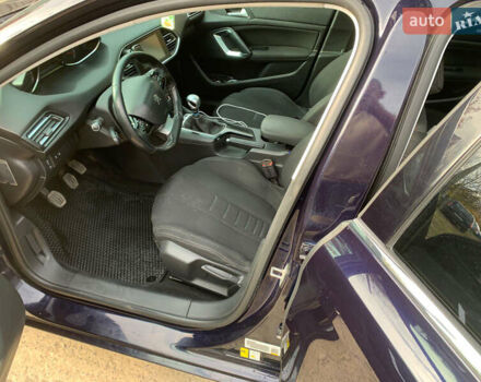 Синий Пежо 308, объемом двигателя 1.56 л и пробегом 236 тыс. км за 7900 $, фото 10 на Automoto.ua