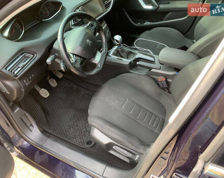 Синий Пежо 308, объемом двигателя 1.56 л и пробегом 236 тыс. км за 7900 $, фото 12 на Automoto.ua