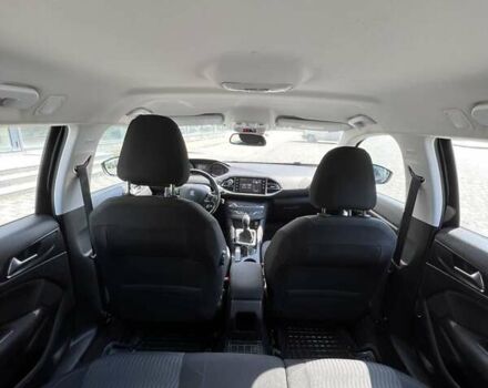 Синій Пежо 308, об'ємом двигуна 1.6 л та пробігом 165 тис. км за 8900 $, фото 7 на Automoto.ua
