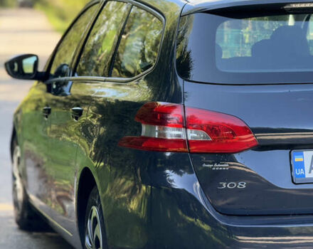 Синий Пежо 308, объемом двигателя 1.56 л и пробегом 218 тыс. км за 9600 $, фото 18 на Automoto.ua