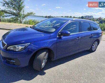 Синий Пежо 308, объемом двигателя 1.56 л и пробегом 260 тыс. км за 12000 $, фото 5 на Automoto.ua