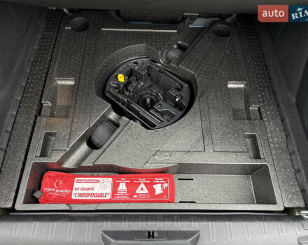 Синий Пежо 308, объемом двигателя 1.5 л и пробегом 163 тыс. км за 12800 $, фото 53 на Automoto.ua