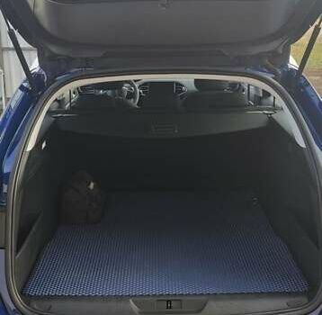 Синий Пежо 308, объемом двигателя 1.5 л и пробегом 98 тыс. км за 15000 $, фото 6 на Automoto.ua