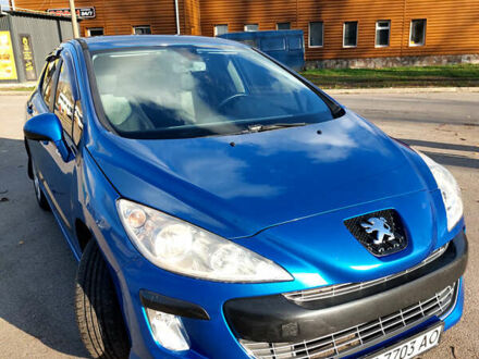 Синий Пежо 308, объемом двигателя 1.6 л и пробегом 220 тыс. км за 5300 $, фото 1 на Automoto.ua