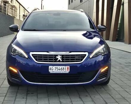 Синий Пежо 308, объемом двигателя 0 л и пробегом 140 тыс. км за 15350 $, фото 1 на Automoto.ua