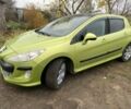 Зелений Пежо 308, об'ємом двигуна 1.6 л та пробігом 216 тис. км за 4500 $, фото 1 на Automoto.ua