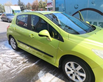 Зеленый Пежо 308, объемом двигателя 1.6 л и пробегом 172 тыс. км за 4000 $, фото 2 на Automoto.ua