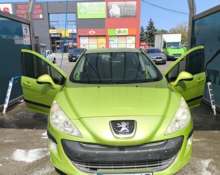 Зеленый Пежо 308, объемом двигателя 1.6 л и пробегом 172 тыс. км за 4000 $, фото 3 на Automoto.ua