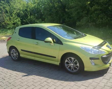 Зеленый Пежо 308, объемом двигателя 1.6 л и пробегом 80 тыс. км за 5500 $, фото 2 на Automoto.ua