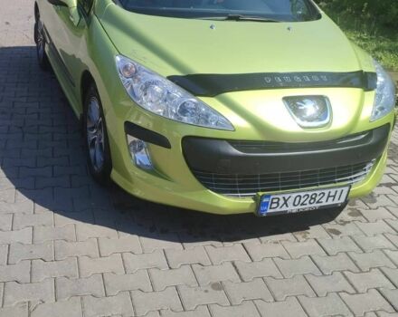 Зеленый Пежо 308, объемом двигателя 1.6 л и пробегом 80 тыс. км за 5500 $, фото 1 на Automoto.ua