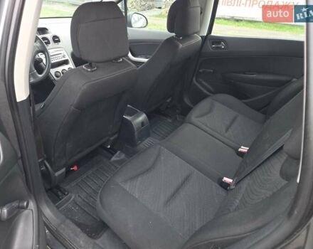 Зеленый Пежо 308, объемом двигателя 1.4 л и пробегом 190 тыс. км за 4450 $, фото 12 на Automoto.ua