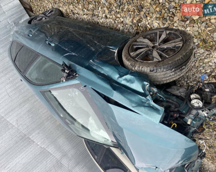 Зелений Пежо 308, об'ємом двигуна 1.6 л та пробігом 35 тис. км за 9999 $, фото 8 на Automoto.ua