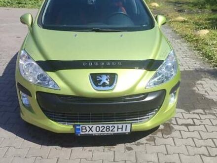 Зеленый Пежо 308, объемом двигателя 1.6 л и пробегом 80 тыс. км за 5900 $, фото 1 на Automoto.ua