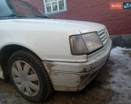 Белый Пежо 309, объемом двигателя 1.6 л и пробегом 300 тыс. км за 800 $, фото 11 на Automoto.ua