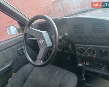 Белый Пежо 309, объемом двигателя 1.6 л и пробегом 300 тыс. км за 800 $, фото 7 на Automoto.ua