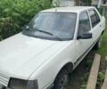 Белый Пежо 309, объемом двигателя 1.6 л и пробегом 350 тыс. км за 700 $, фото 1 на Automoto.ua