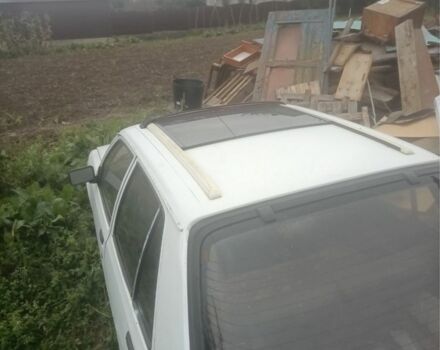 Пежо 309 1988 у Чернівцях на Automoto.ua Білий Пежо 309, об'ємом двигуна 1.3 л та пробігом 100 тис. км за 600 $, фото 4 на Automoto.ua