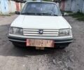 Белый Пежо 309, объемом двигателя 1.3 л и пробегом 376 тыс. км за 1100 $, фото 3 на Automoto.ua