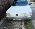 Белый Пежо 309, объемом двигателя 0 л и пробегом 200 тыс. км за 300 $, фото 1 на Automoto.ua