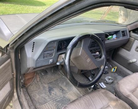 Пежо 309 1986 у Каменке на Automoto.ua Бежевий Пежо 309, об'ємом двигуна 0 л та пробігом 250 тис. км за 550 $, фото 5 на Automoto.ua