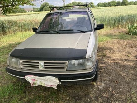 Пежо 309 1986 у Каменке на Automoto.ua Бежевий Пежо 309, об'ємом двигуна 0 л та пробігом 250 тис. км за 550 $, фото 1 на Automoto.ua