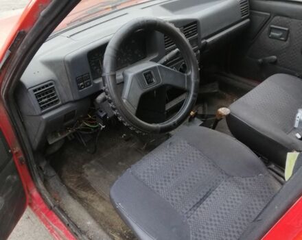 Пежо 309 1986 у Фастове на Automoto.ua Червоний Пежо 309, об'ємом двигуна 1.1 л та пробігом 100 тис. км за 450 $, фото 4 на Automoto.ua