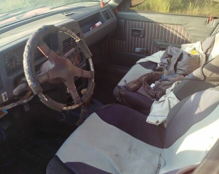 Червоний Пежо 309, об'ємом двигуна 2 л та пробігом 60 тис. км за 650 $, фото 5 на Automoto.ua