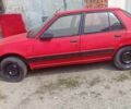Пежо 309 1992 в Тернополе на Automoto.ua Красный Пежо 309, объемом двигателя 1.1 л и пробегом 150 тыс. км за 600 $, фото 1 на Automoto.ua