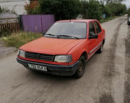 Красный Пежо 309, объемом двигателя 1.1 л и пробегом 100 тыс. км за 450 $, фото 1 на Automoto.ua