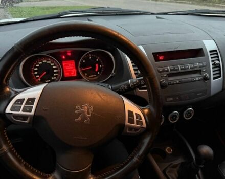 Белый Пежо 4007, объемом двигателя 2.2 л и пробегом 340 тыс. км за 4178 $, фото 6 на Automoto.ua